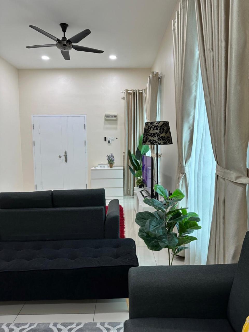 Rumahku Homestay, Taman Jasin Perdana Exteriér fotografie